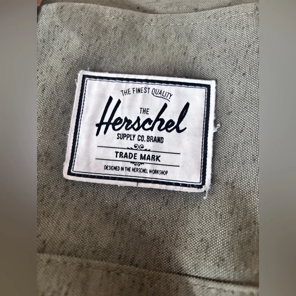 Herschel Supply Co Retreat Backpack School Laptop Book Bag